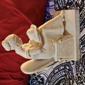 Statue Mother and Child